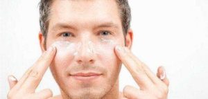 علاج دهون الوجه للرجال (1)
